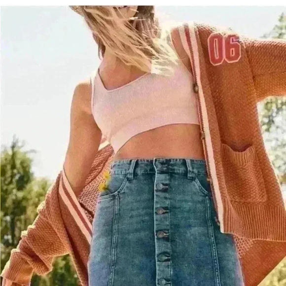 Aerie Oversized Varsity Cardigan Sweater 06 Embroidery Size Small - Picture 2 of 9